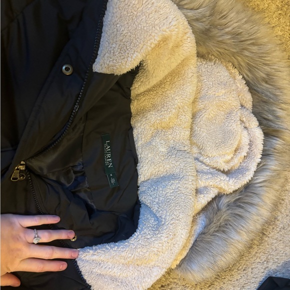 Jacket - Picture 4 of 8